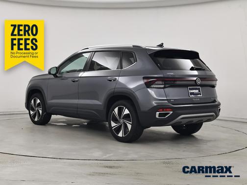 Gray 2025 Volkswagen Taos SE