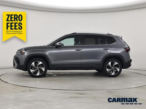 Gray 2025 Volkswagen Taos SE