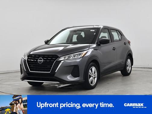 Gray 2024 Nissan Kicks S