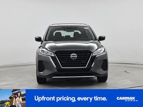 Gray 2024 Nissan Kicks S