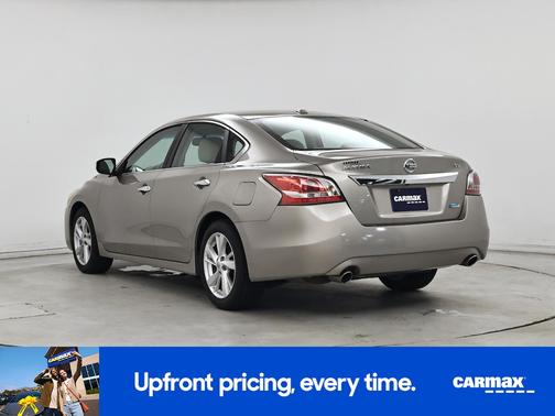 Tan 2014 Nissan Altima SV