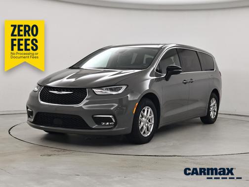 Gray 2025 Chrysler Pacifica Select