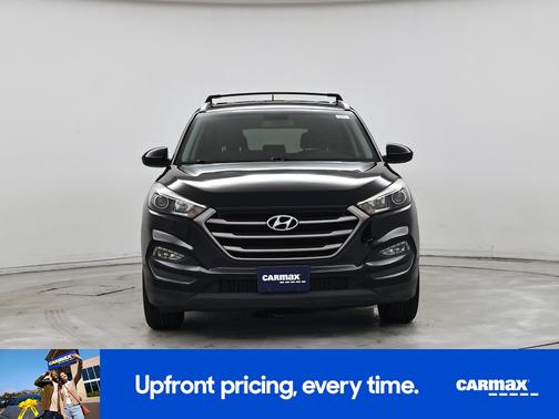 Black 2016 Hyundai TUCSON SE