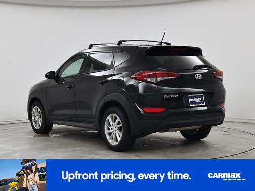 Black 2016 Hyundai TUCSON SE