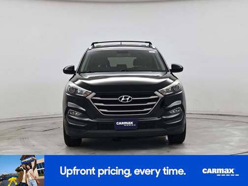 Black 2016 Hyundai TUCSON SE