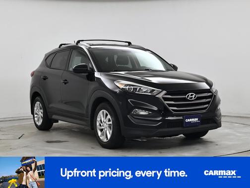 Black 2016 Hyundai TUCSON SE