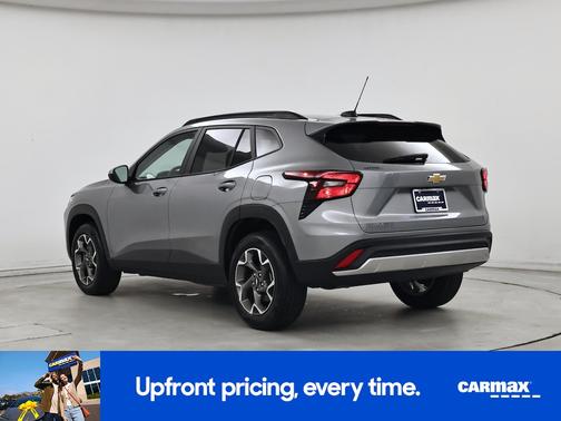 Gray 2025 Chevrolet Trax LT