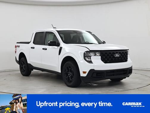 White 2025 Ford Maverick XLT