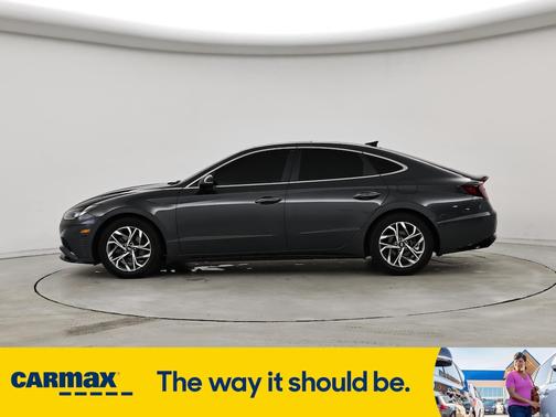 2022 Hyundai SONATA SEL