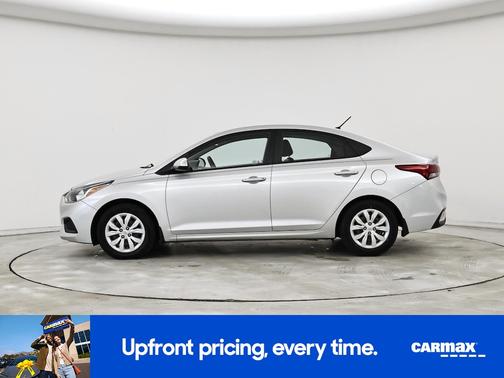 2020 Hyundai Accent SE