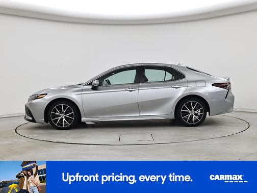 Silver 2023 Toyota Camry SE