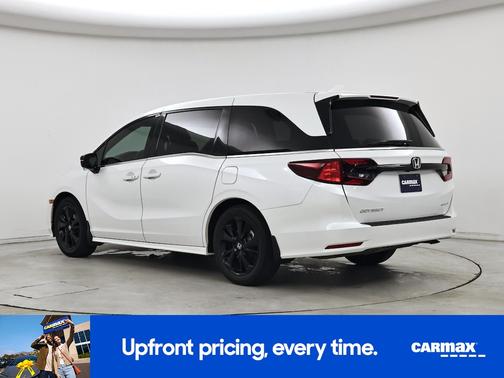 White 2023 Honda Odyssey Sport