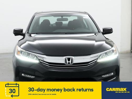 Photo 5 of 26 of 2017 Honda Accord EX