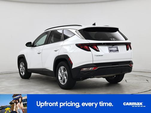 White 2024 Hyundai TUCSON SEL