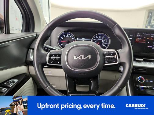 2024 Kia Carnival LX Seat Package