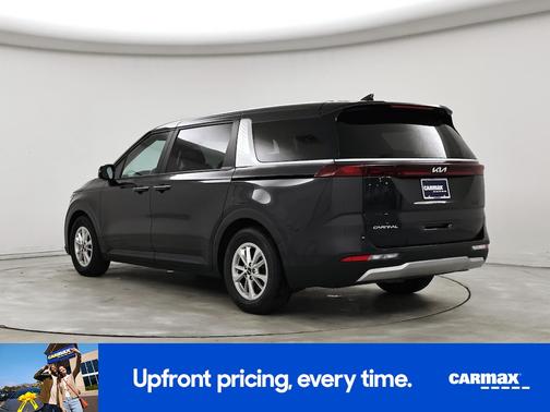 2024 Kia Carnival LX Seat Package
