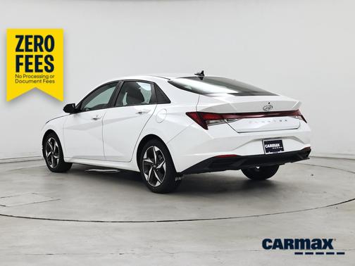 White 2023 Hyundai ELANTRA SEL