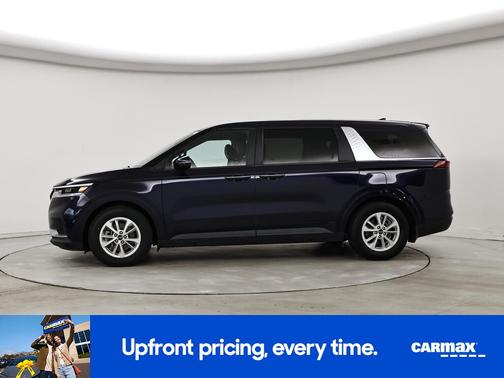 2024 Kia Carnival LX Seat Package