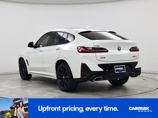 White 2022 BMW X4 XDrive30i