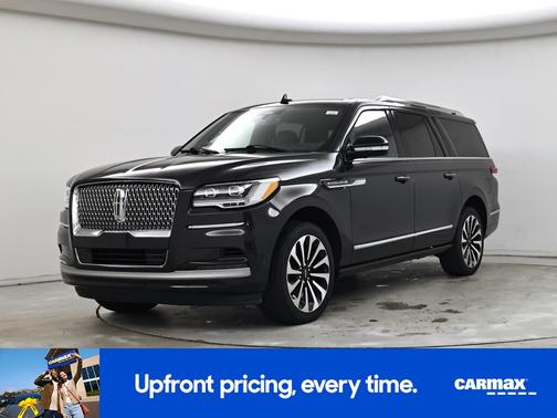 Gray 2022 Lincoln Navigator L Reserve