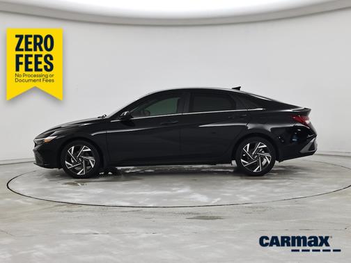Black 2025 Hyundai ELANTRA SEL Convenience