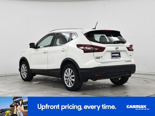 White 2022 Nissan Rogue Sport SV