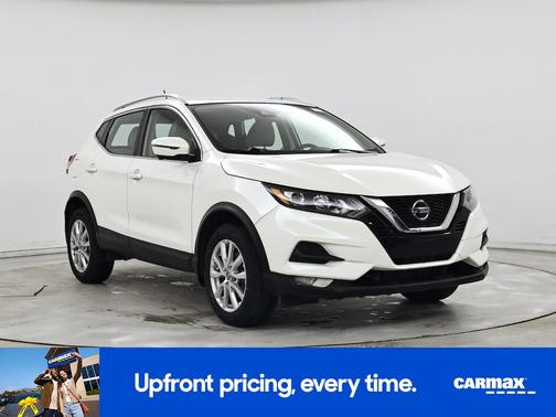 White 2022 Nissan Rogue Sport SV