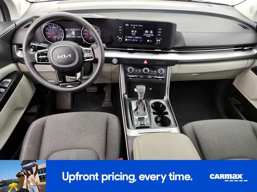 2022 Kia Carnival LX