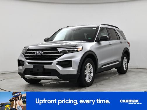 Gray 2022 Ford Explorer XLT