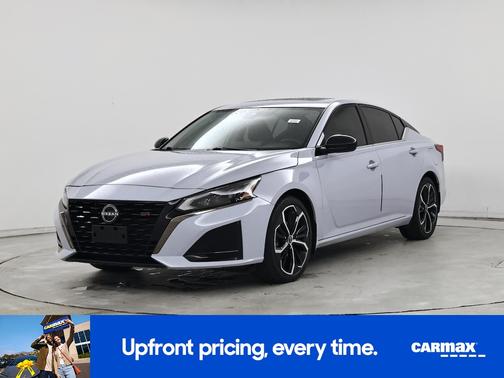 Gray 2024 Nissan Altima SR