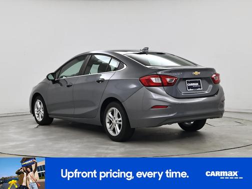 Gray 2018 Chevrolet Cruze LT