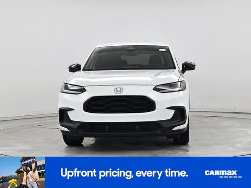 White 2023 Honda HR-V Sport