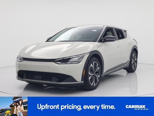 White 2022 Kia EV6 Wind