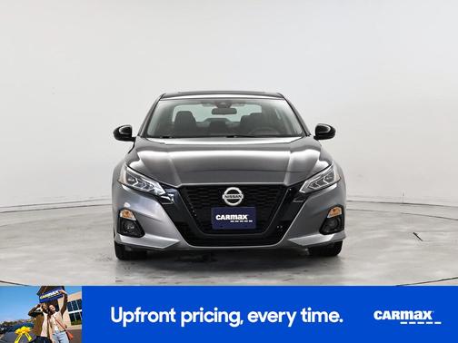 2022 Nissan Altima SR