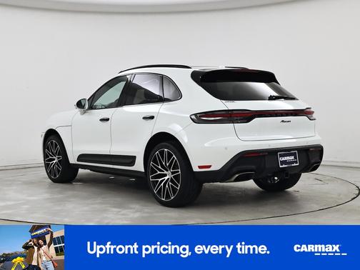 White 2023 Porsche Macan