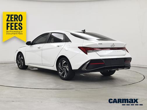 White 2024 Hyundai ELANTRA SEL