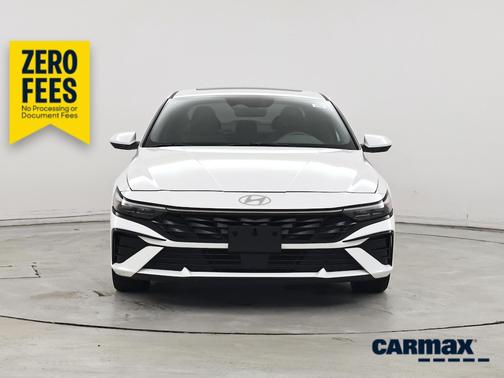 White 2024 Hyundai ELANTRA SEL