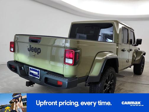 2025 Jeep Gladiator Nighthawk