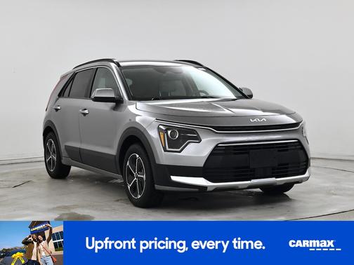 Gray 2024 Kia Niro EX