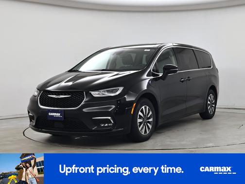 Black 2023 Chrysler Pacifica Hybrid Touring L
