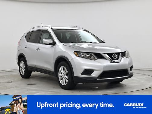 Silver 2015 Nissan Rogue SV