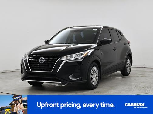 Black 2025 Nissan Kicks Play S