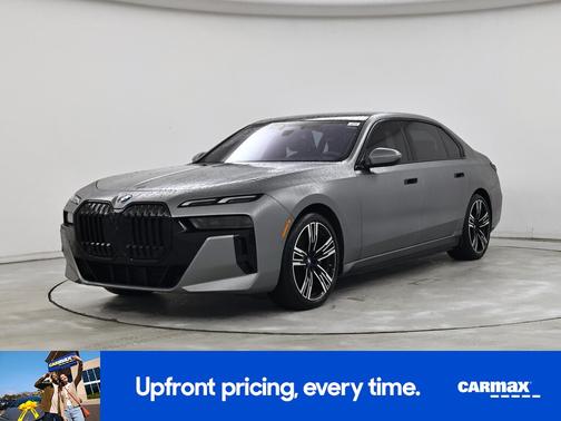 Gray 2023 BMW i7 XDrive60