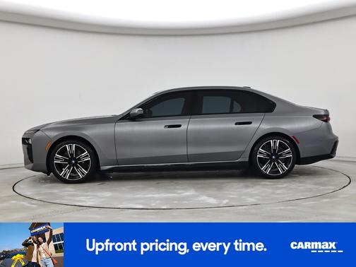 Gray 2023 BMW i7 XDrive60