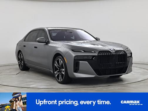 Gray 2023 BMW i7 XDrive60