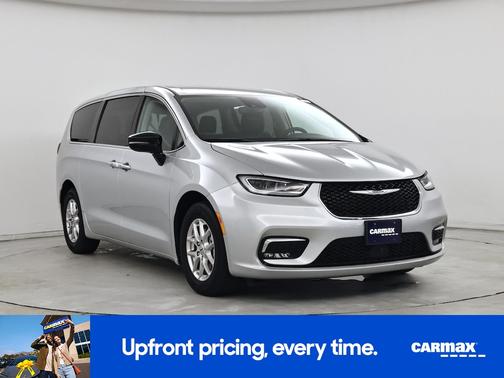 Silver 2024 Chrysler Pacifica Touring L
