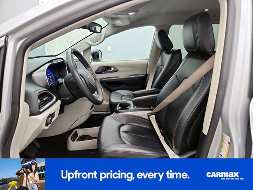 Silver 2024 Chrysler Pacifica Touring L