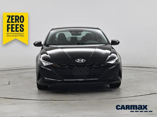 Black 2023 Hyundai ELANTRA SEL