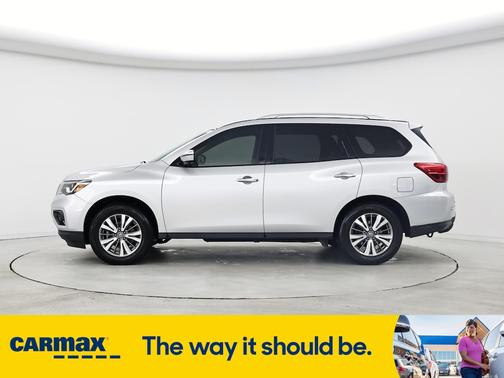 2019 Nissan Pathfinder SL