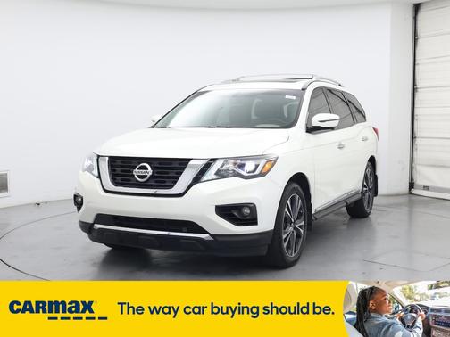 2017 Nissan Pathfinder Platinum